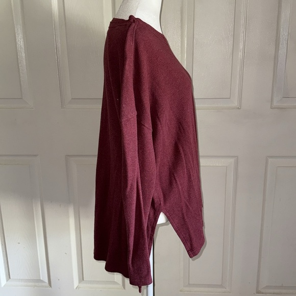 Pact Burgundy Organic Cotton High-Low Split Hem Sweatshirt - Picture 2 of 9